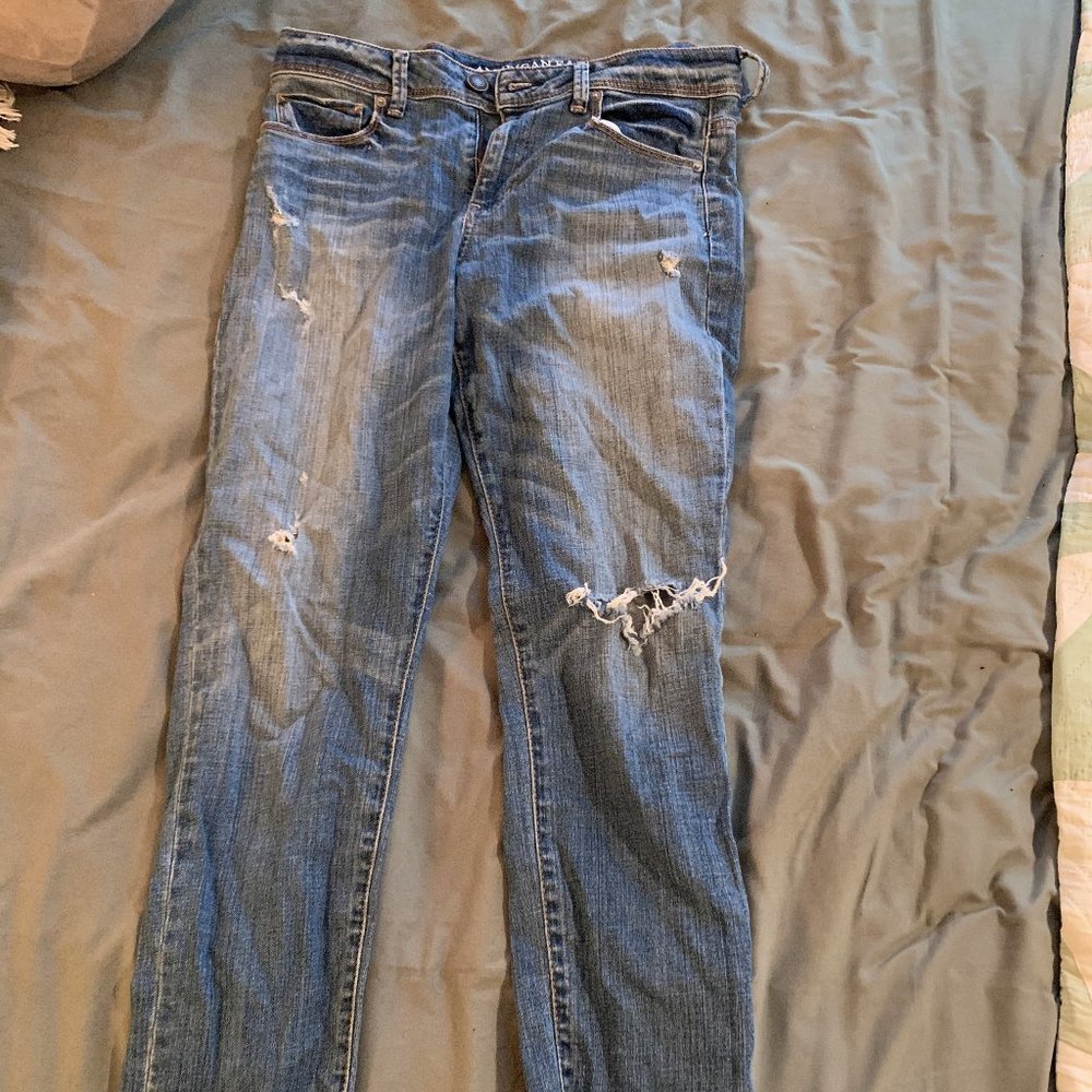 American Eagle High Waisted Jeans